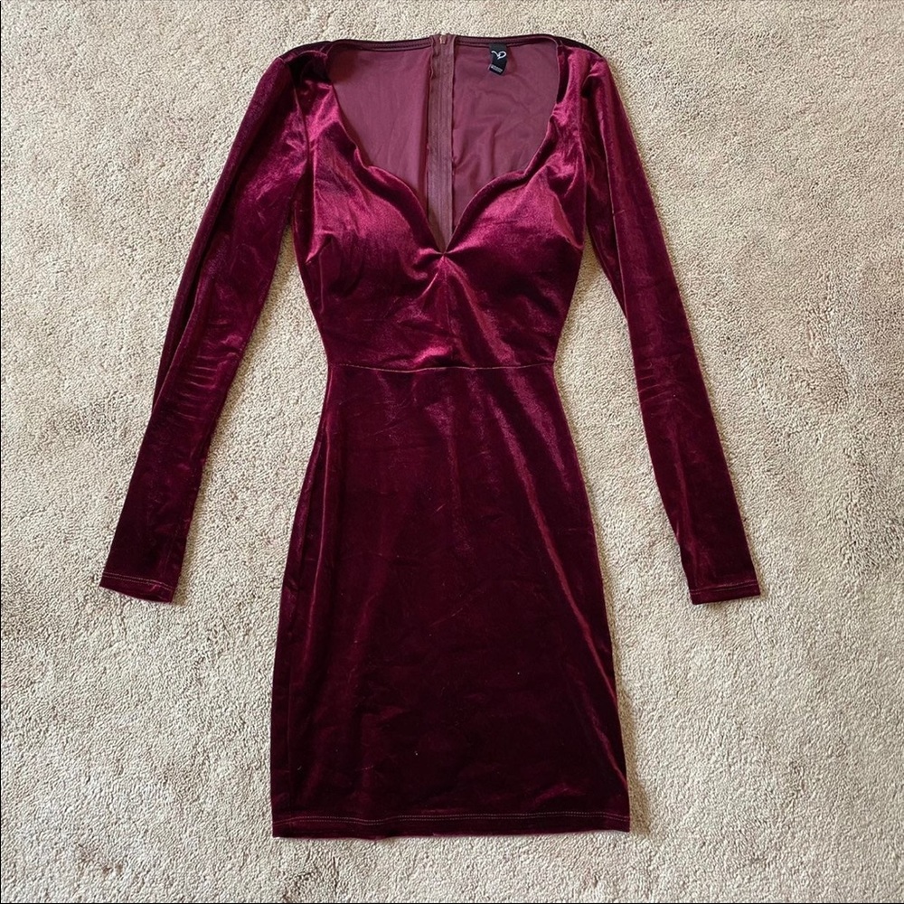Maroon Long Sleeve Velvet Bodycon Formal Dress
